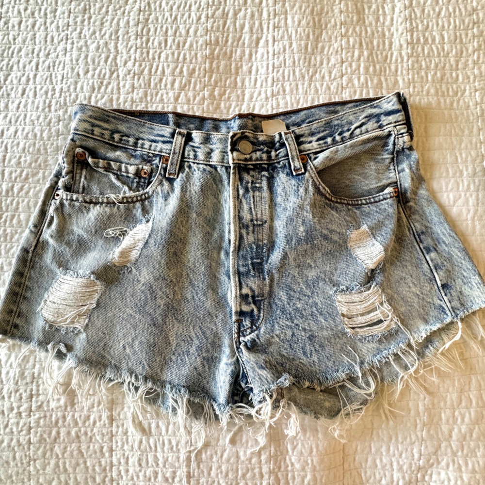 Levi’s Distressed Denim Shorts